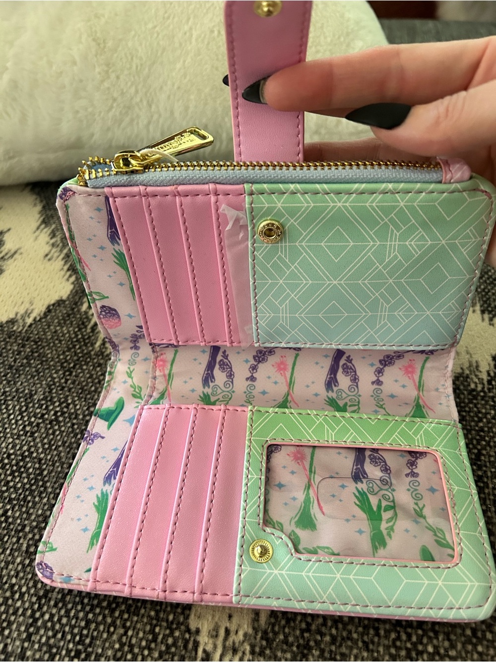 NWT Loungefly Wicked Mint & Pink Wallet - Picture 4 of 7